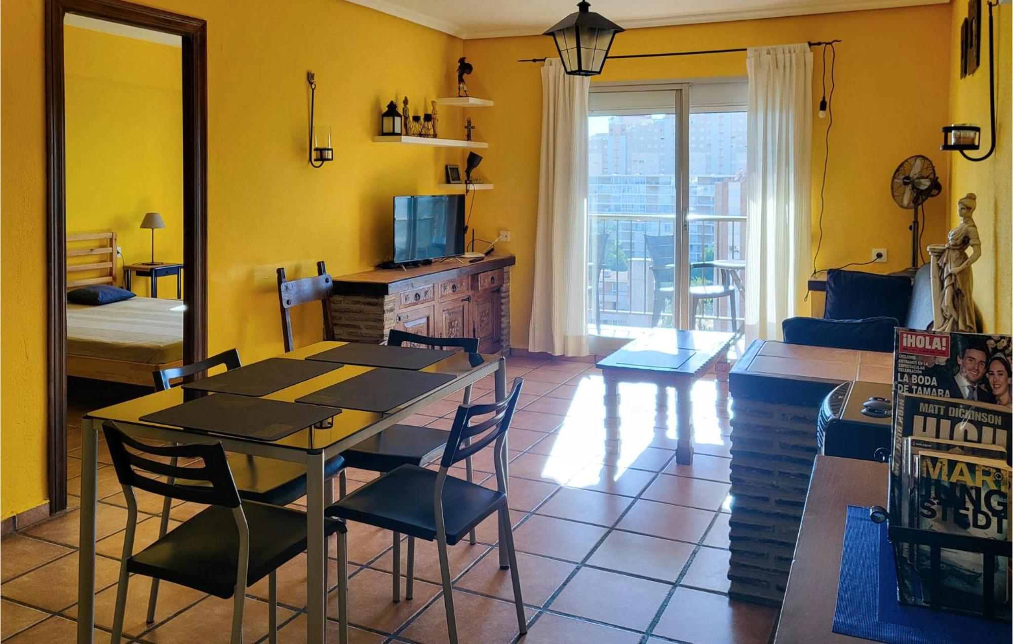 2 Bedroom Cozy Apartment In 坎佩略 外观 照片